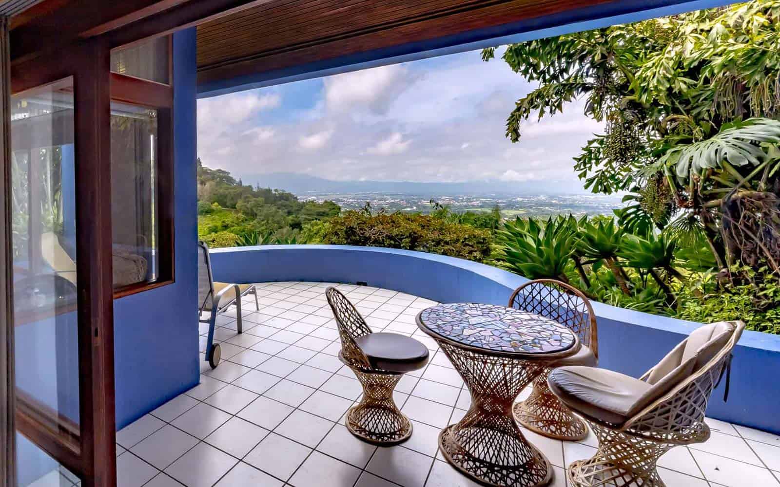 Costa Rica Deluxe South Pacific Tour