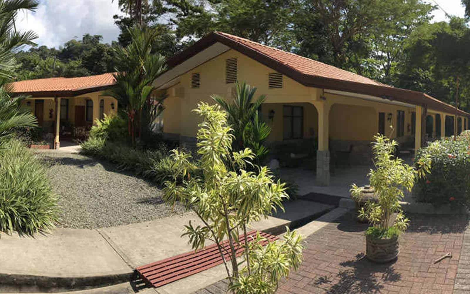 Espadilla Gardens Hotel