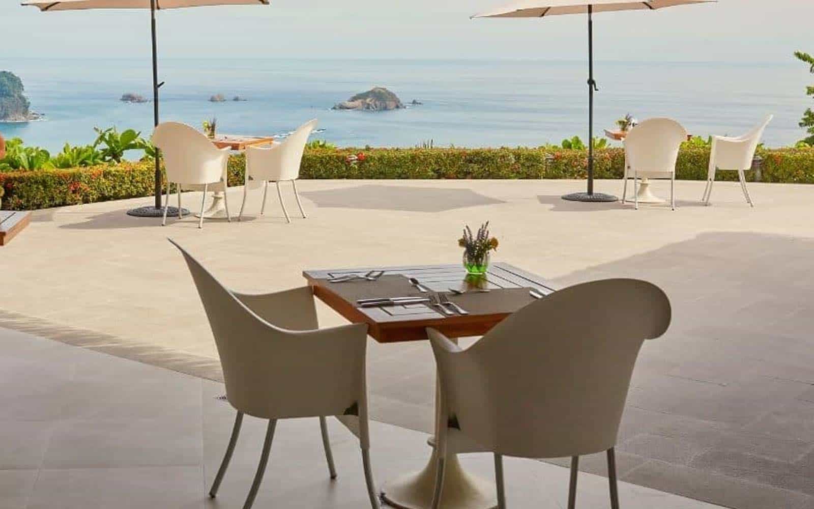 La Mariposa Hotel