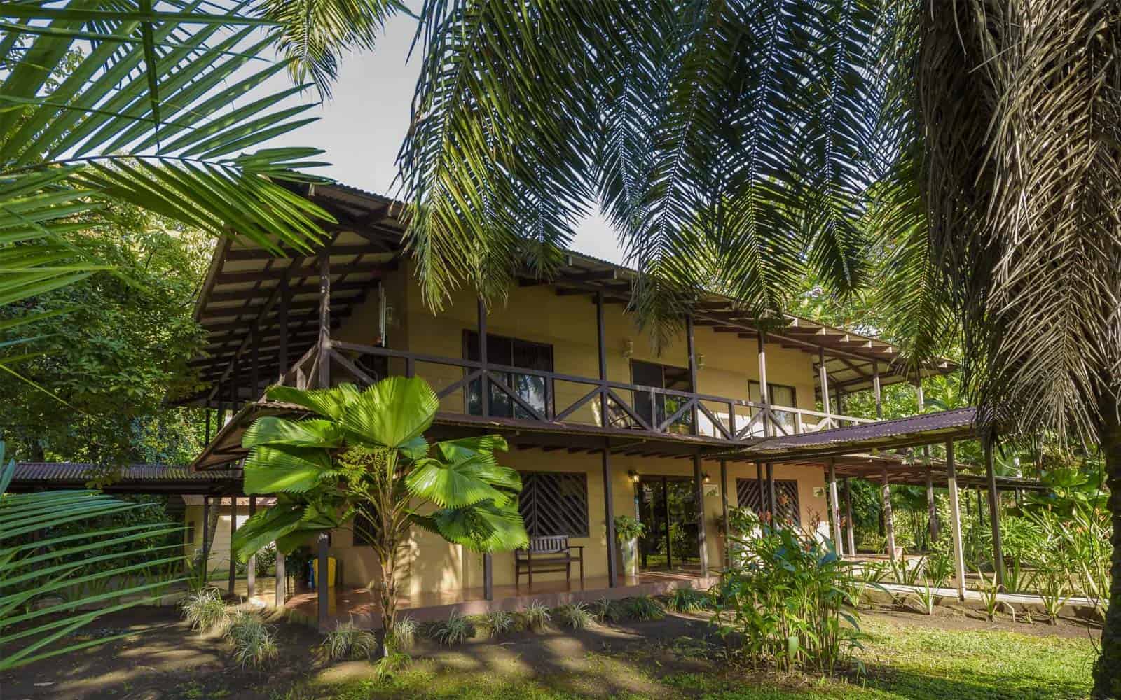 Manatus Lodge