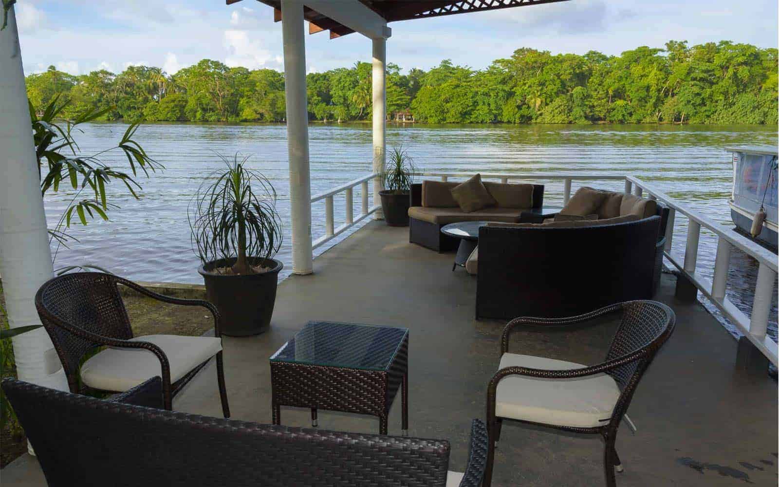Manatus Lodge