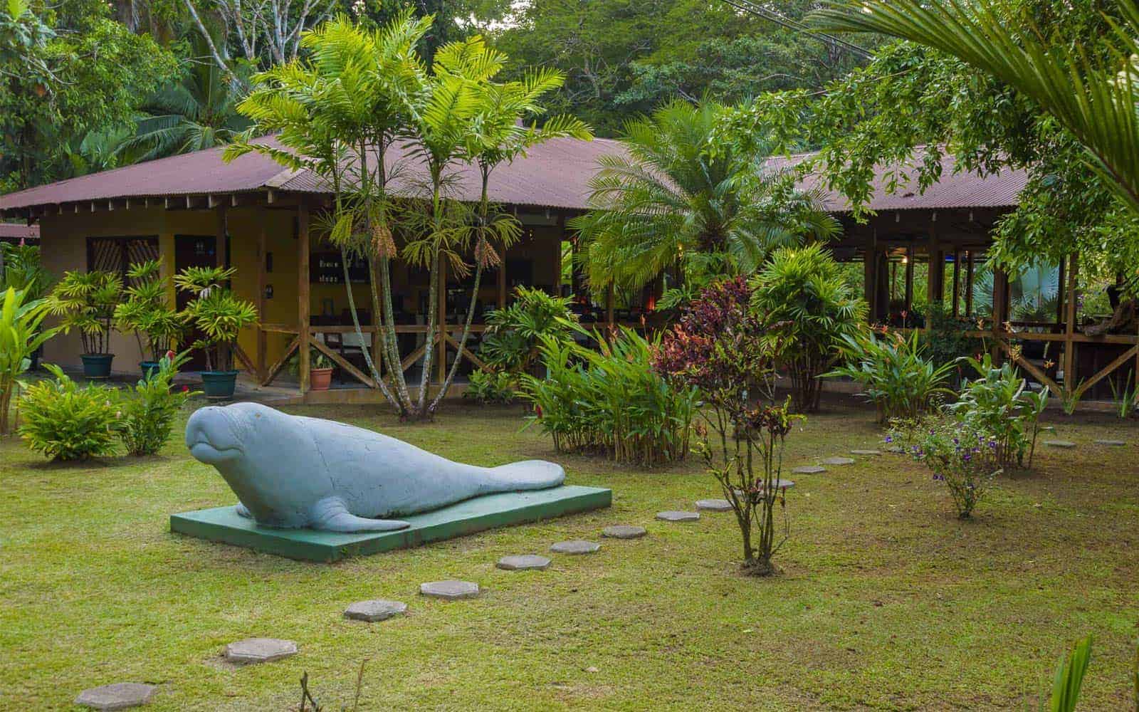 Manatus Lodge