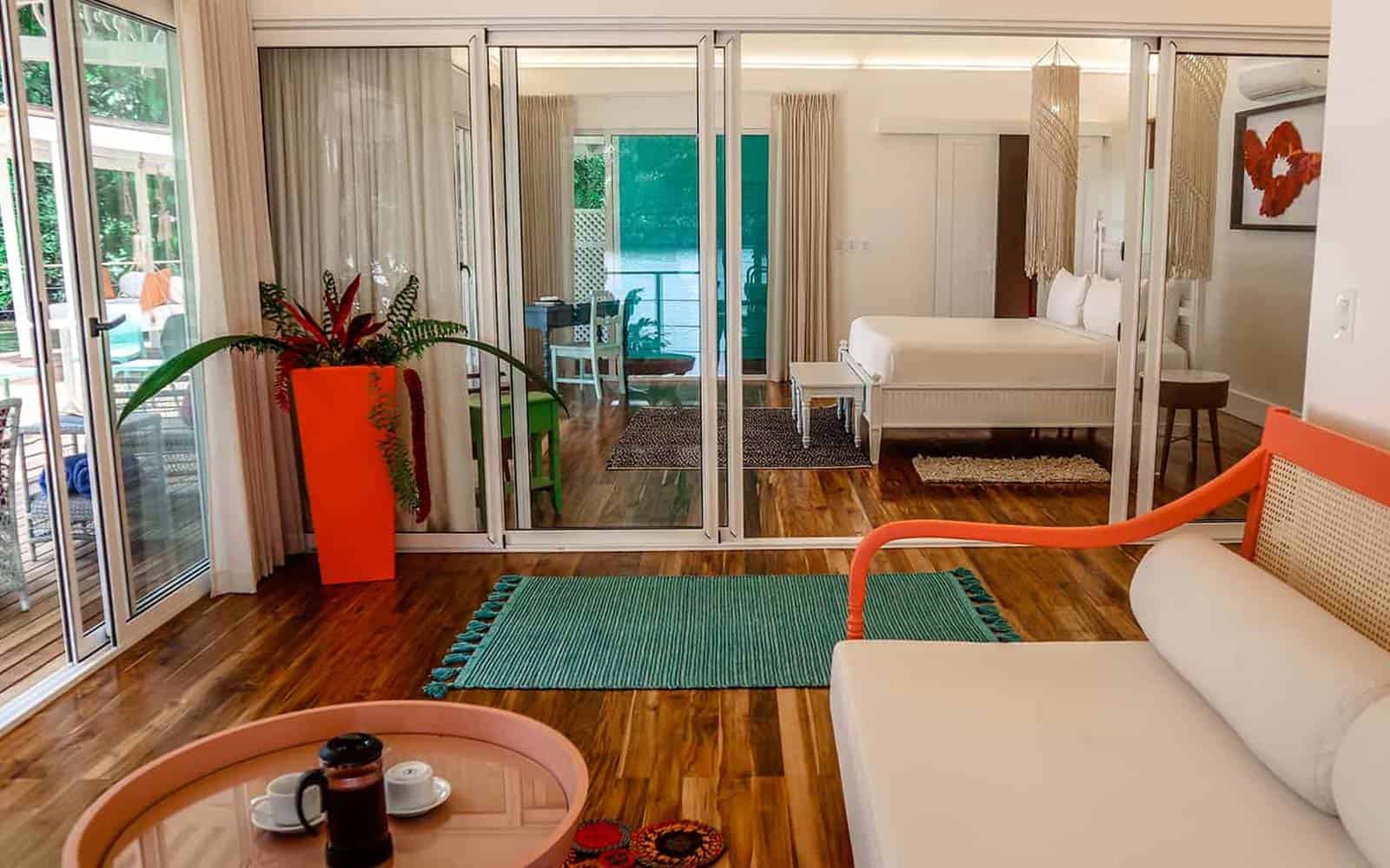 Tortuga Lodge