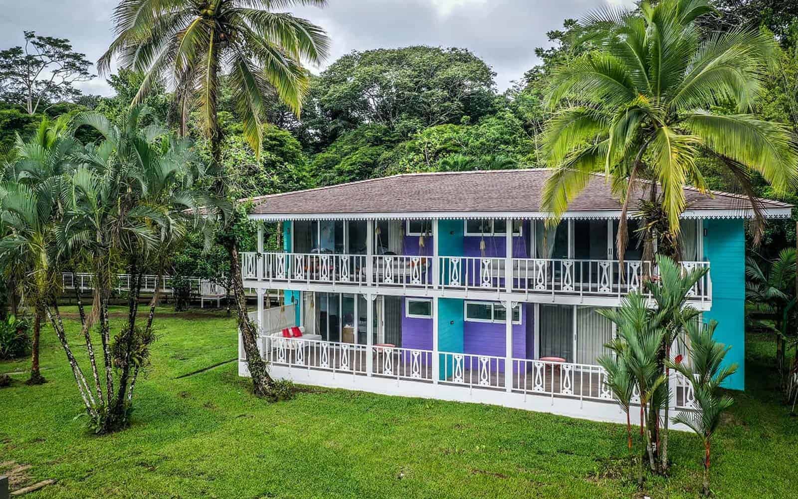 Tortuga Lodge
