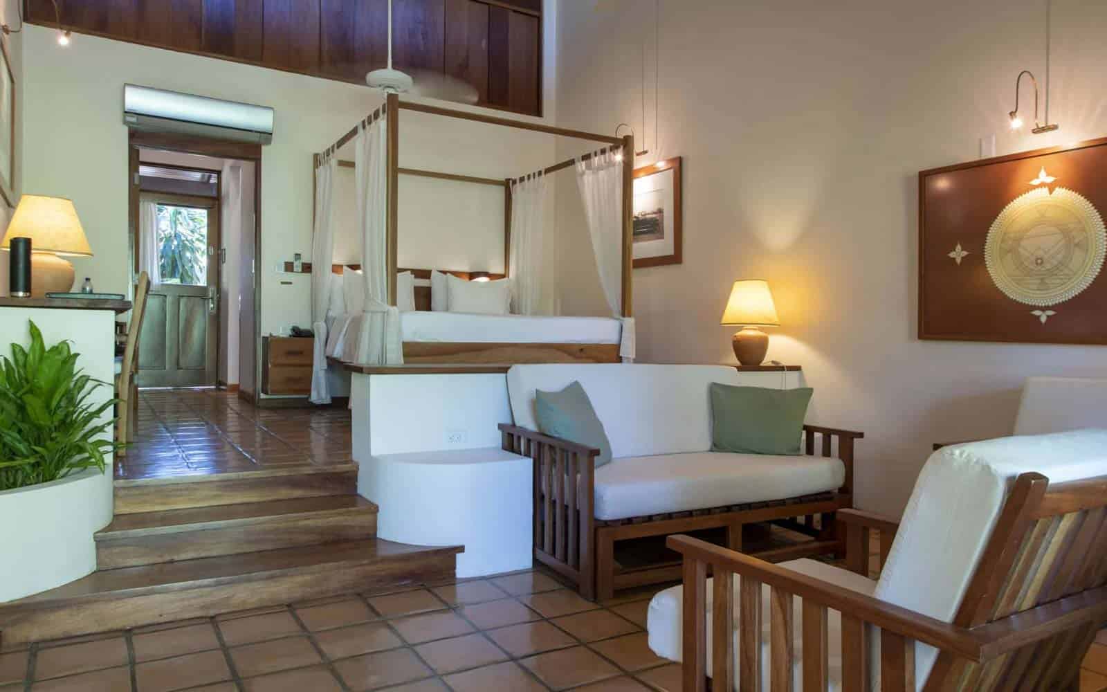 Capitan Suizo Hotel
