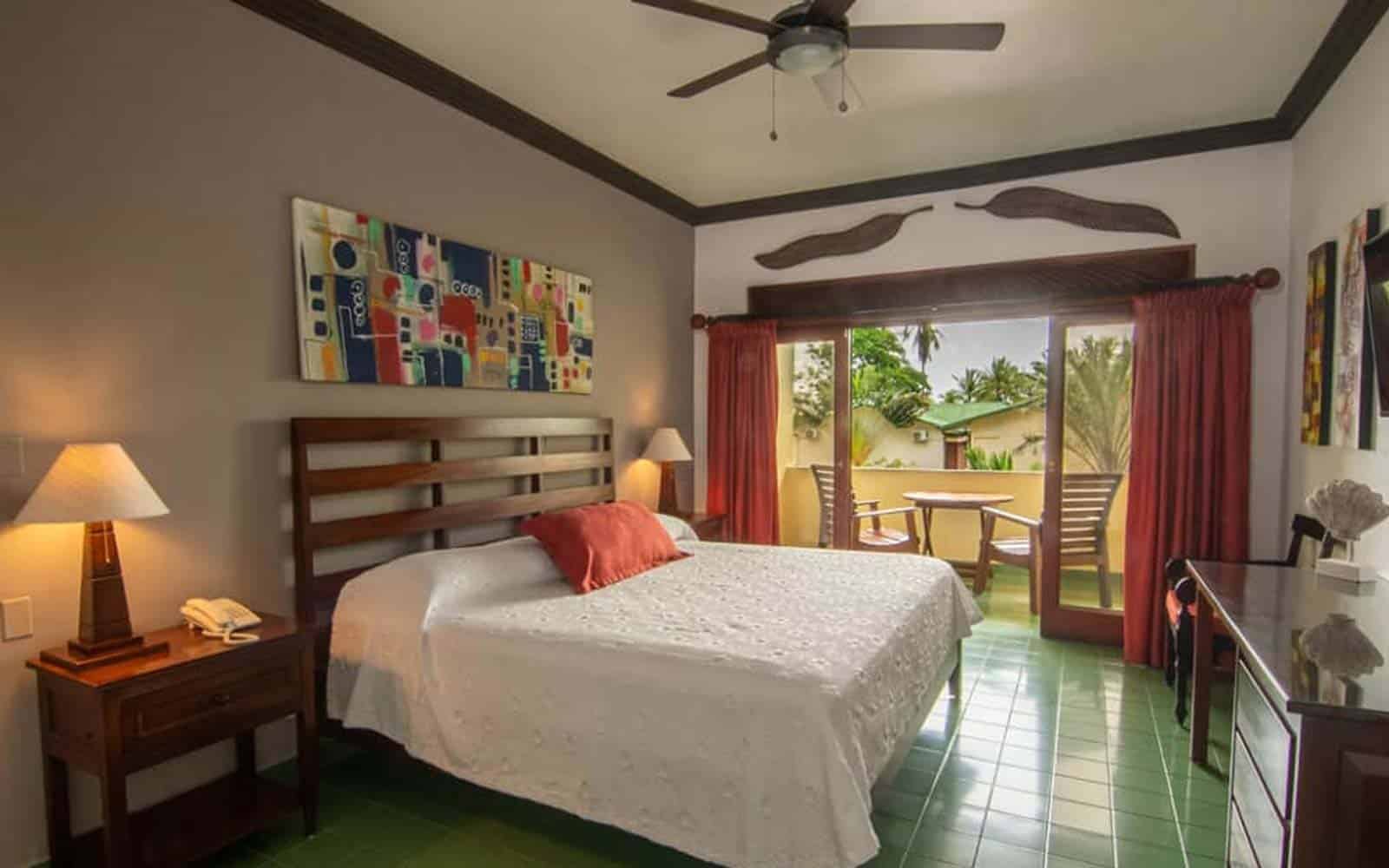 Club del Mar Hotel