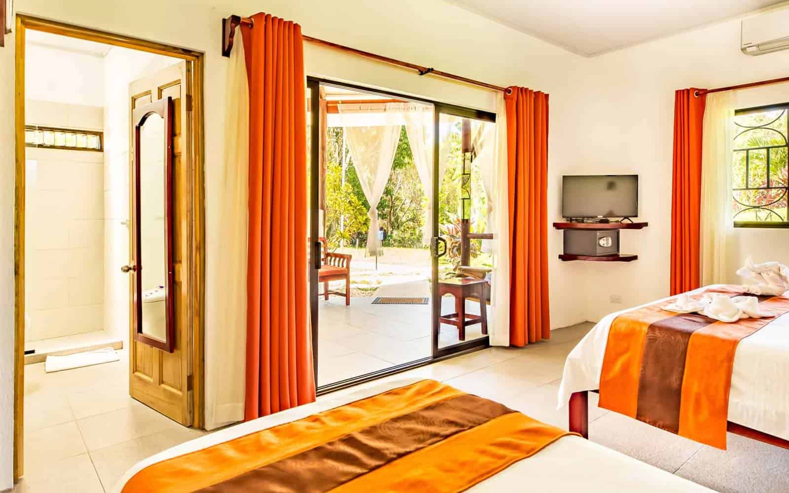 Hotel Villas Rio Mar