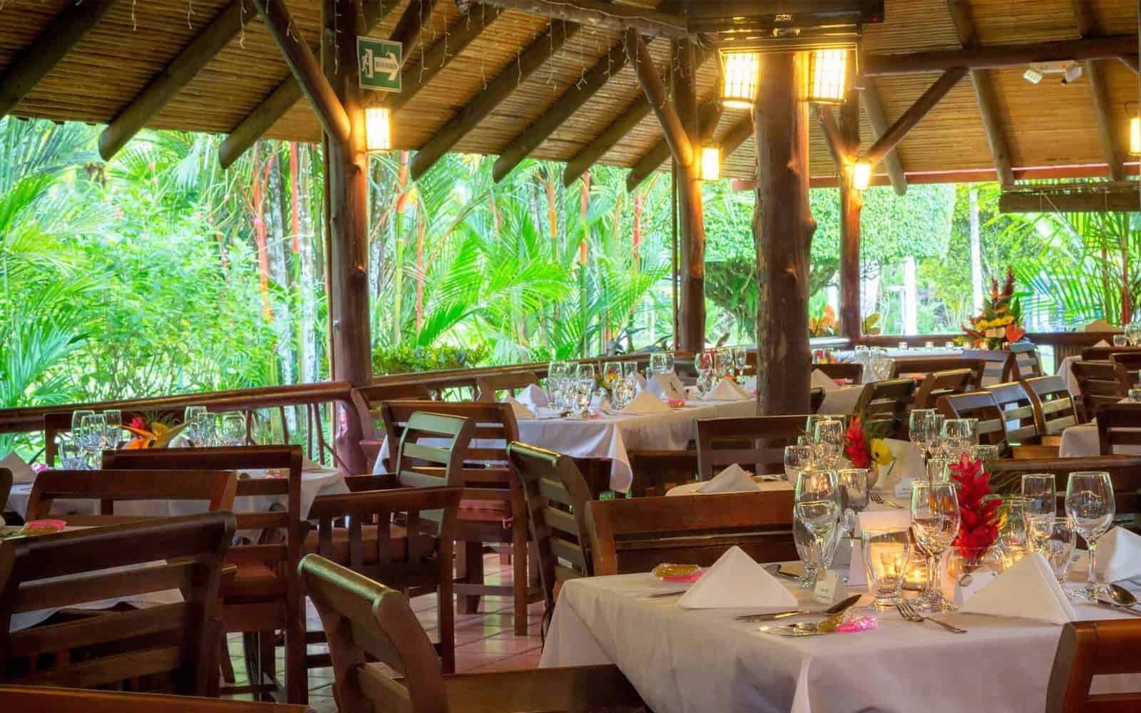Hotel Villas Rio Mar